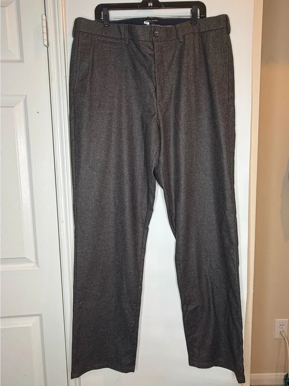 Banana Republic Men's Dress Pants in Charcoal
